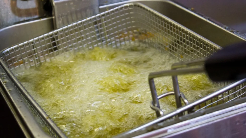 Recogida de aceite usado en Tarragona: soluciones sostenibles para tu negocio