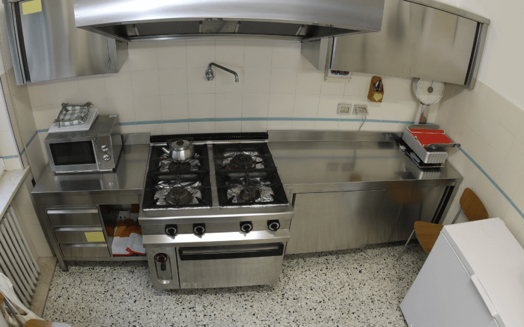 Mantenimiento de campanas extractoras en hostelería cerca de Valencia